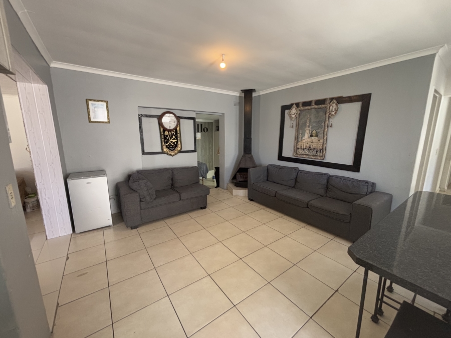 4 Bedroom Property for Sale in Colorado Park Western Cape